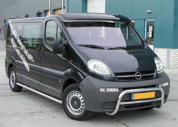 Козирьок на лобове скло (чорний глянець, 5мм) для Nissan Primastar 2002-2014 рр