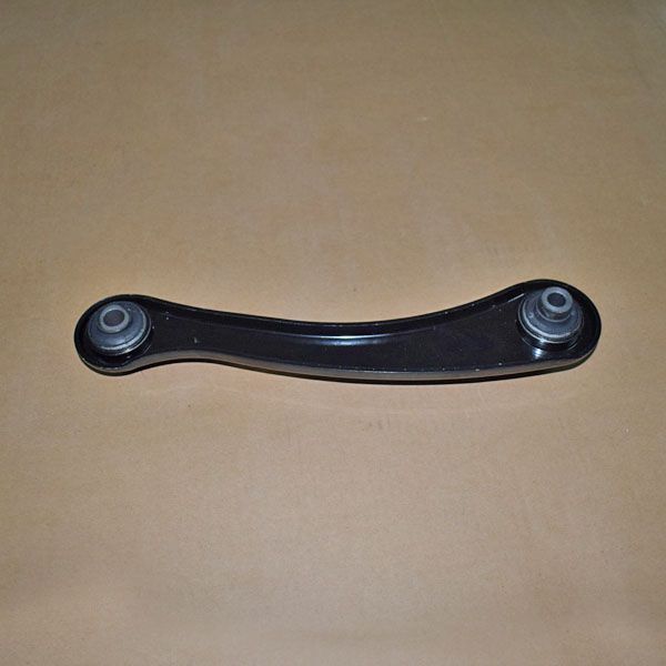 Важіль задній поперечний нижній короткий R Chery Tiggo 7 (оригінал)