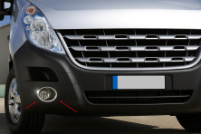 Накладки на противотуманки (2 шт., нерж.) Nissan NV400 2010-2024 рр.