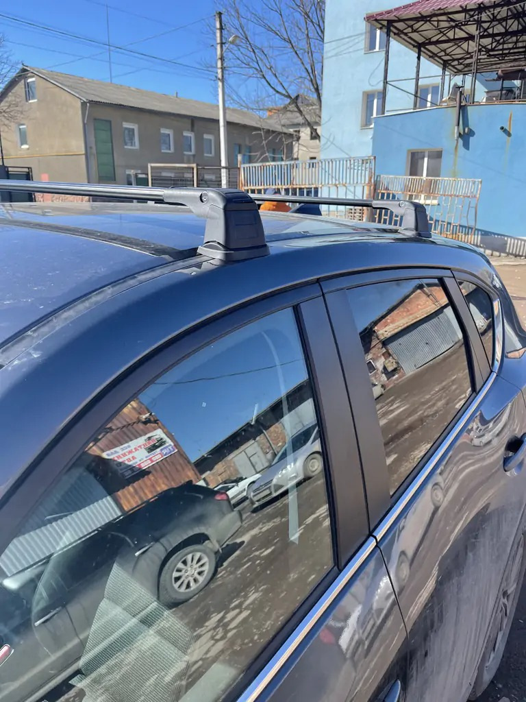 Поперечени у штатні рейлінги під ключ Wingbar V3 (2 шт) Чорні для Fiat 500X