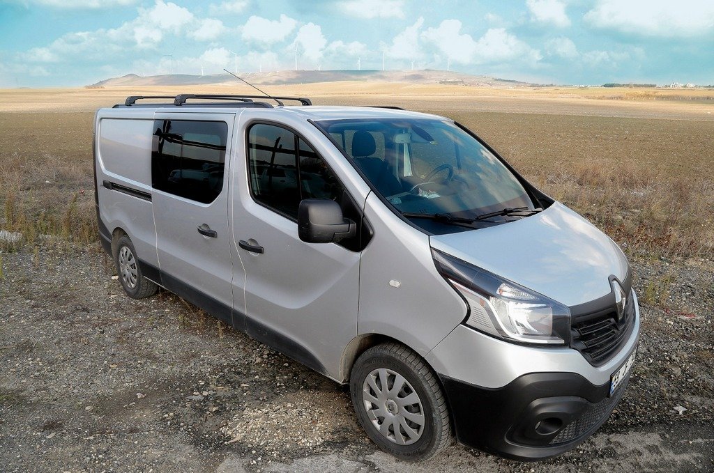 Інтегровані рейлінги (чорні) Коротка база для Renault Trafic 2015- рр