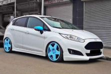 Накладка на передній бампер 2013-2017 (під фарбування) для Ford Fiesta рр