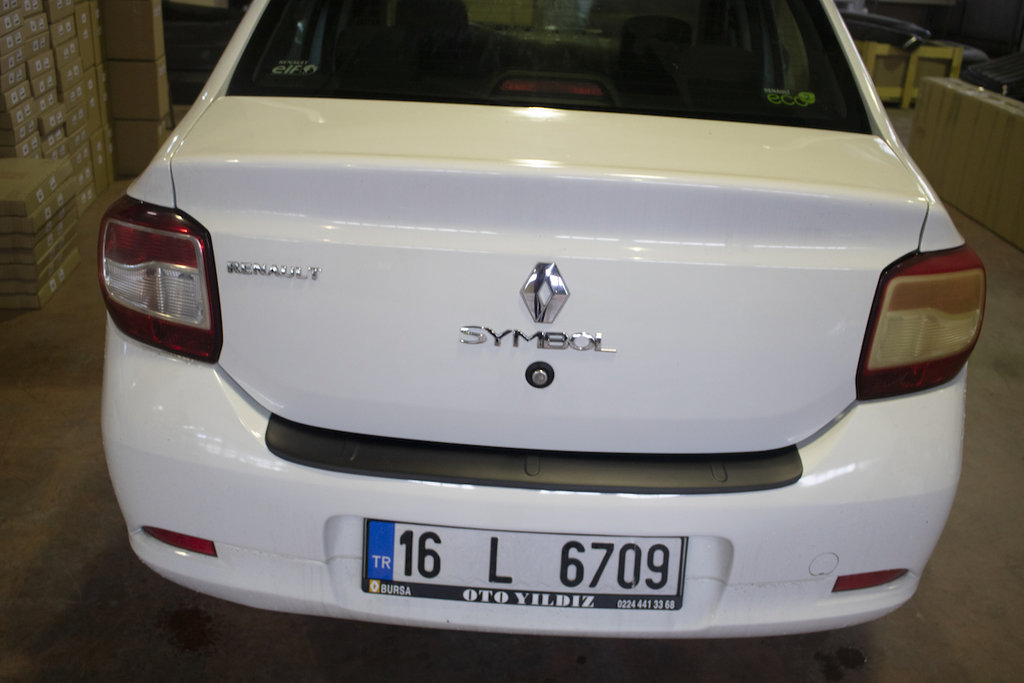 Накладка на задній бампер EuroCap (ABS) для Renault Logan II 2013-2022 рр