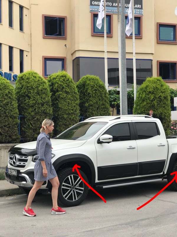 Розширювачі колісних арок (під фарбування) для Mercedes X class 2017-2020 рр