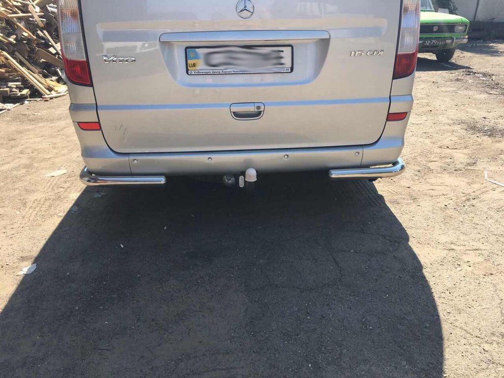 Задні куточки AK003 (2 шт., нерж) Середня і довга база для Mercedes Vito W639 2004-2014 рр