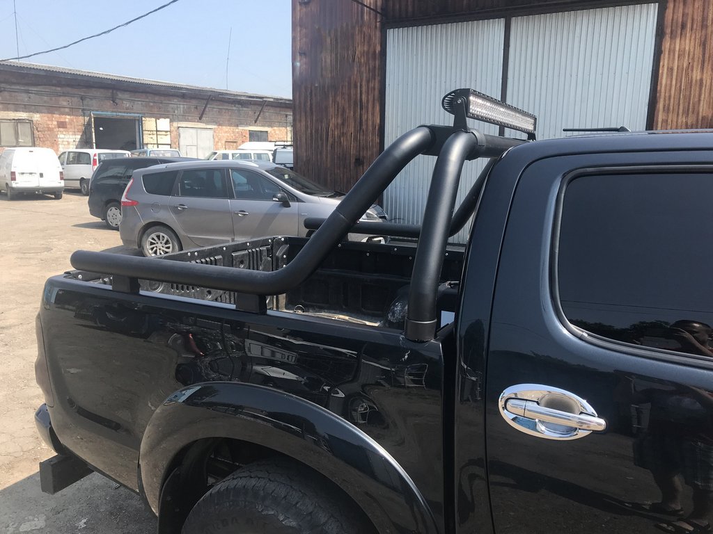 Дуга на кузов (чорна) 60мм для Toyota Hilux 2006-2015 рр