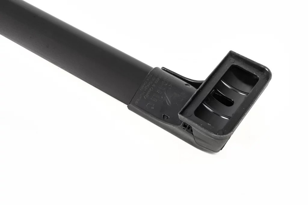 Поперечени у штатні місця під ключ Wingbar V3 (2 шт) чорні для Nissan X-trail T32 / Rogue 2014-2021 рр