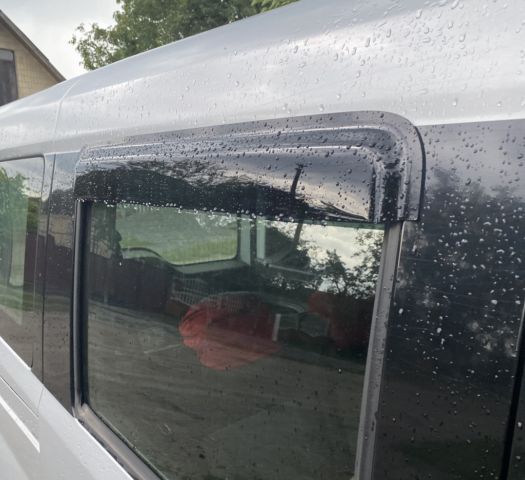 Вітровики (2 шт, Niken) 2010-2015, 2 штуки для Fiat Doblo II рр