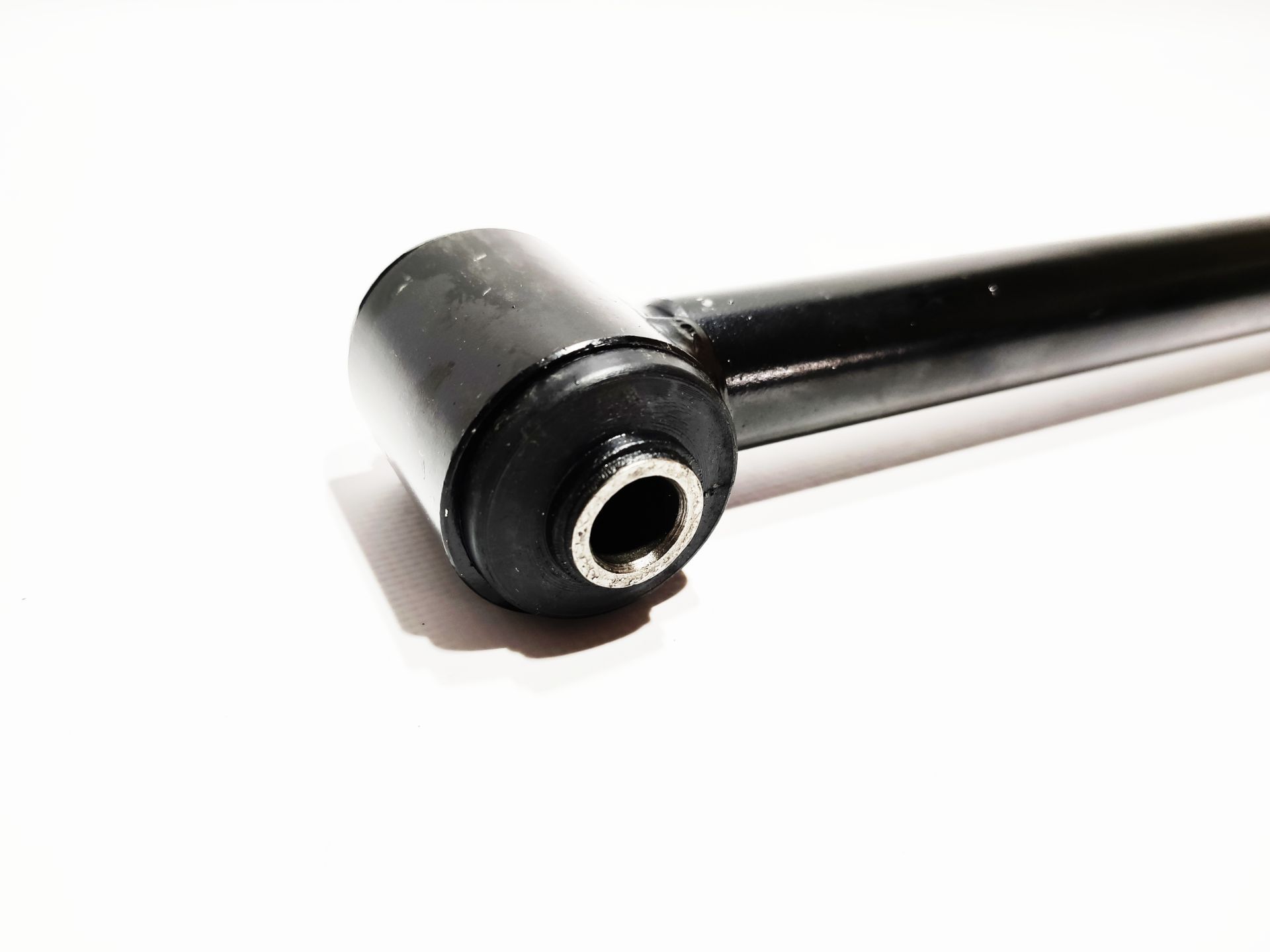 Важіль задній поперечний задній Lifan X60 KIMIKO