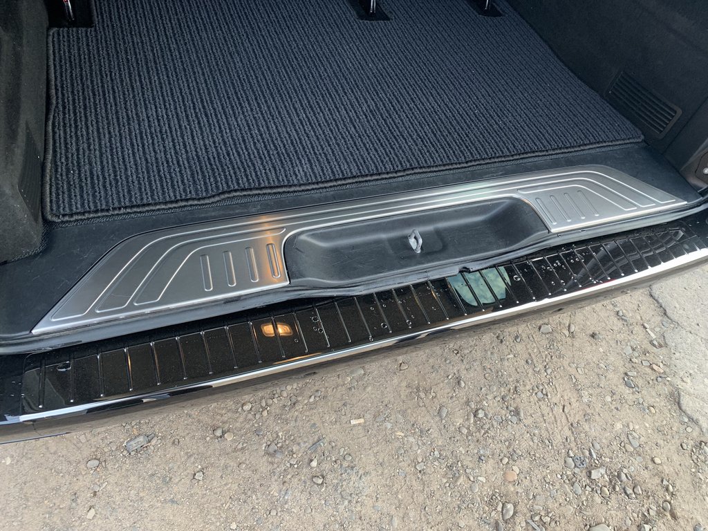 Накладка на поріг багажника (нерж) для Mercedes Vito / V-class W447 2014- рр