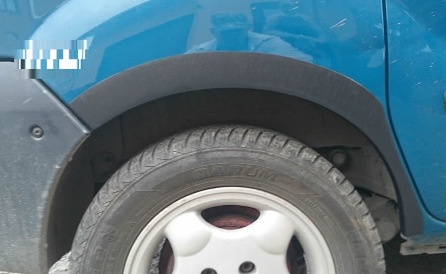 Накладки на арки (4 шт, чорні) Пластик для Renault Kangoo 1998-2008 рр