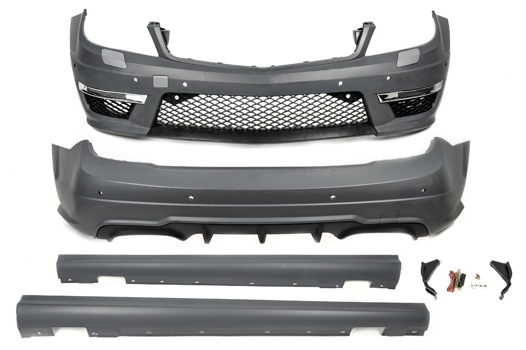 Комплект обвісів С63 AMG для Mercedes C-class W204 2007-2015 рр