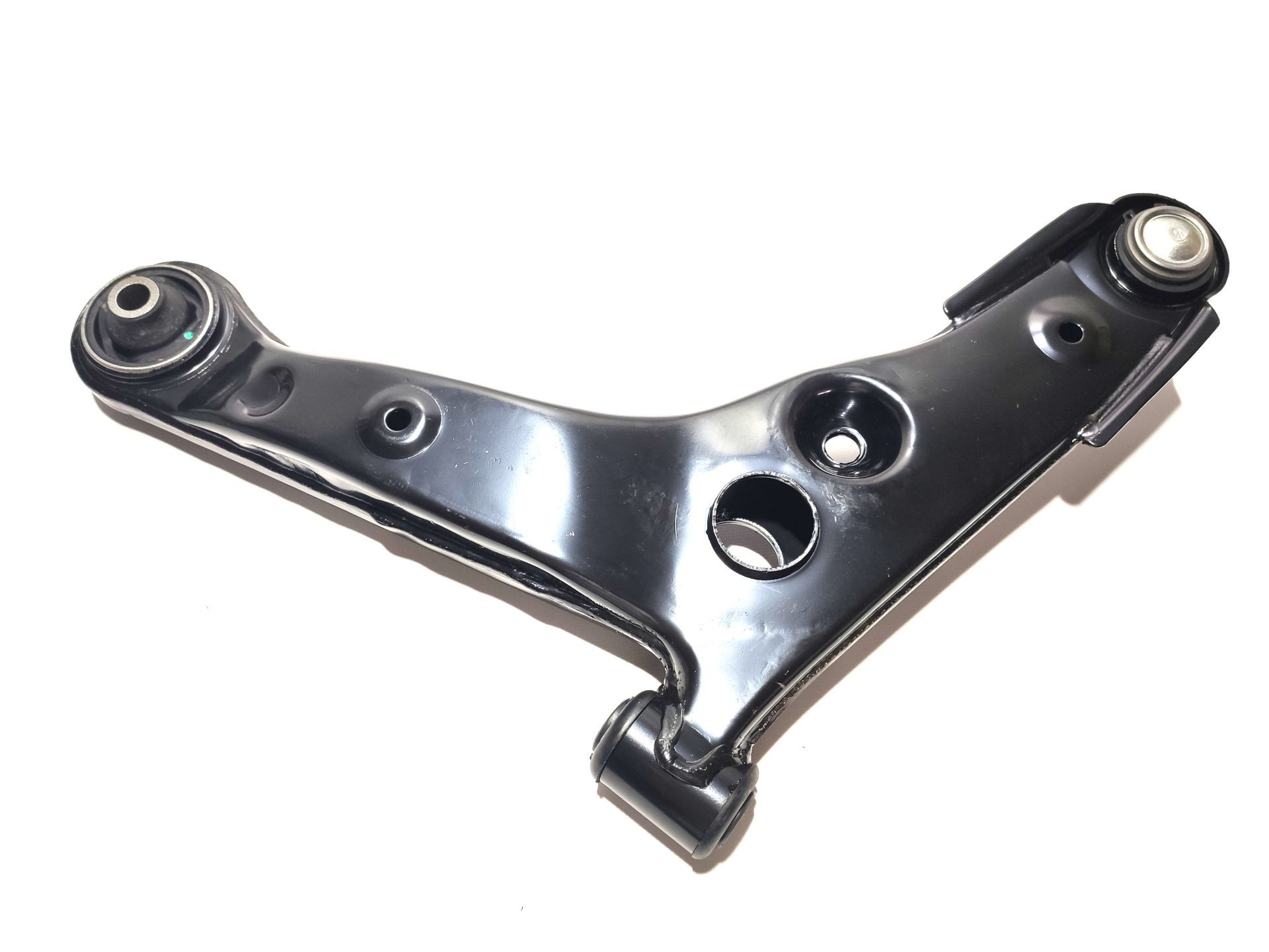 Важіль передній R Chery Elara/E5 KIMIKO