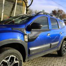Верхні накладки на двері (4 шт) Renault Duster 2018-2024 гг.