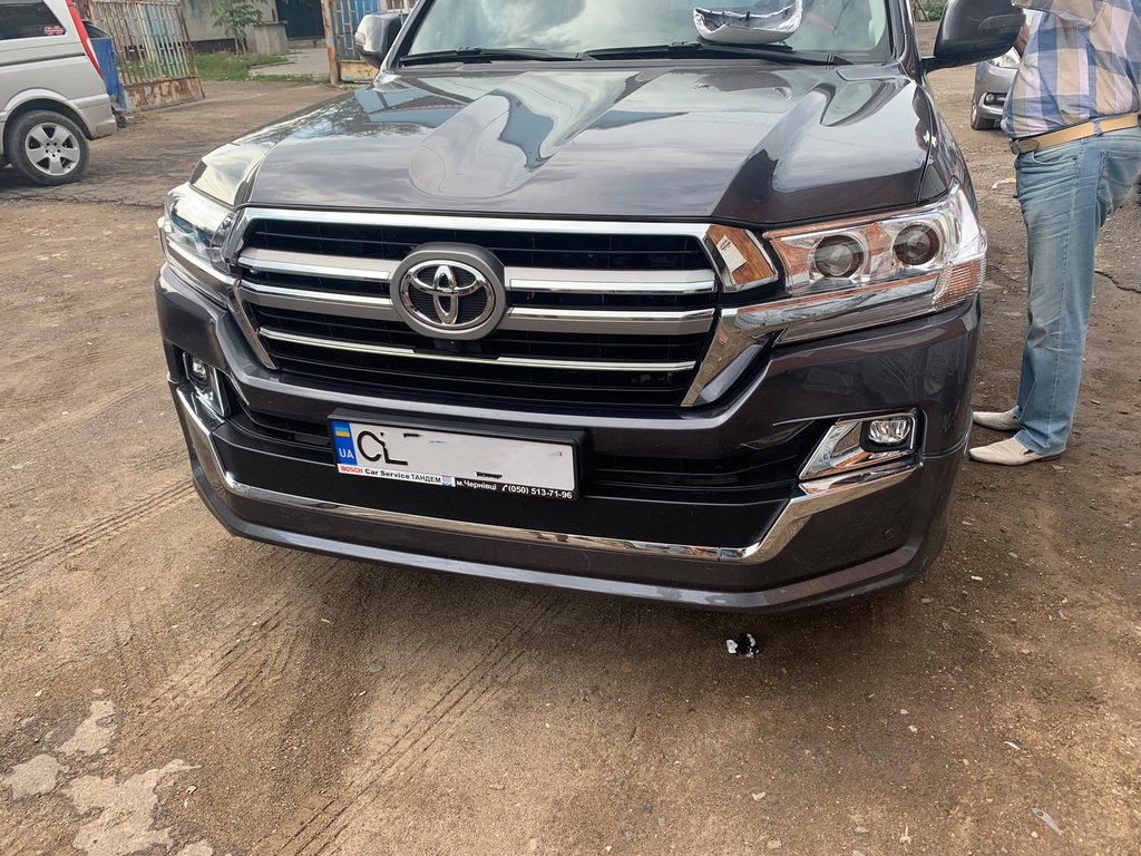 Комплект рестайлінгу з LC200 2008-2015 на 2019 Executive для Toyota Land Cruiser 200 рр