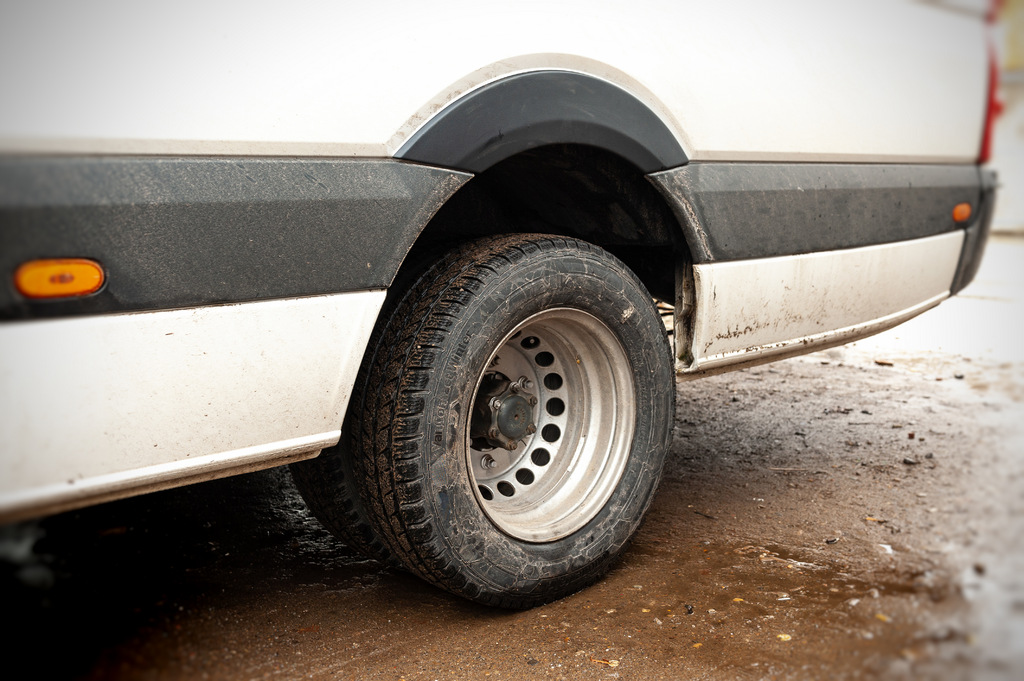 Накладки на арки широкі (4 шт, чорні) для Mercedes Sprinter W906 2006-2018 рр