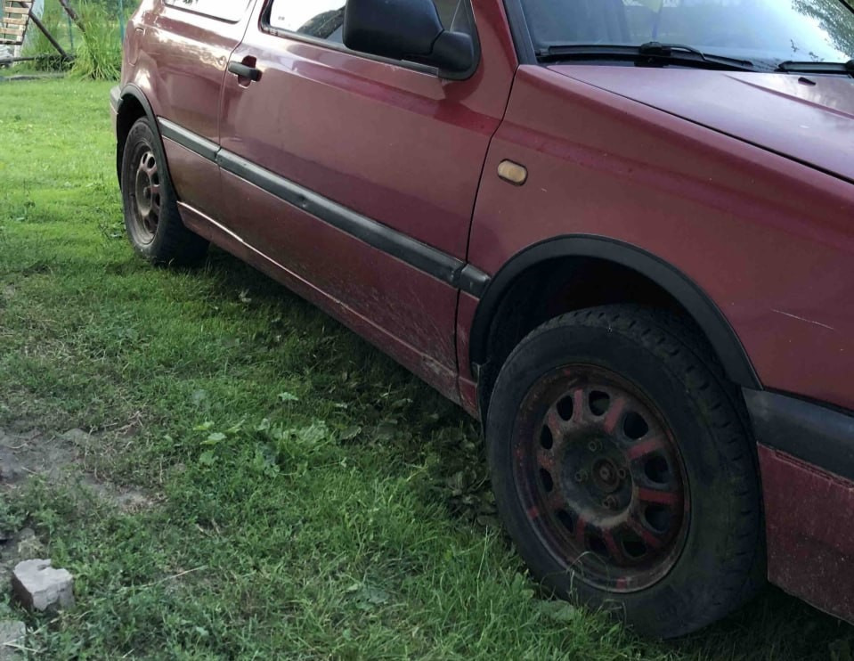 Накладки на арки (4 шт, чорні) ABS пластик для Volkswagen Golf 3 1991-2001 рр