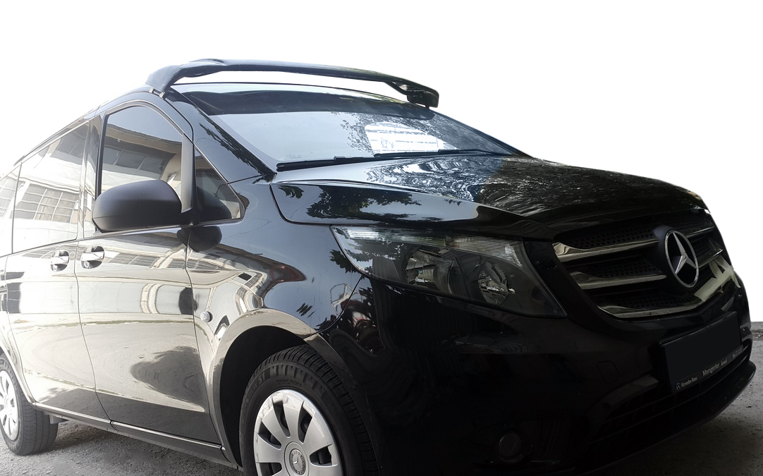 Козирьок на лобове скло (чорний глянець, 5мм) для Mercedes Vito/V-class W447 2014- рр