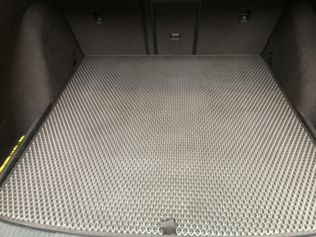 Килимок багажника (SW, EVA, чорний) для Volkswagen Golf 7/E-Golf