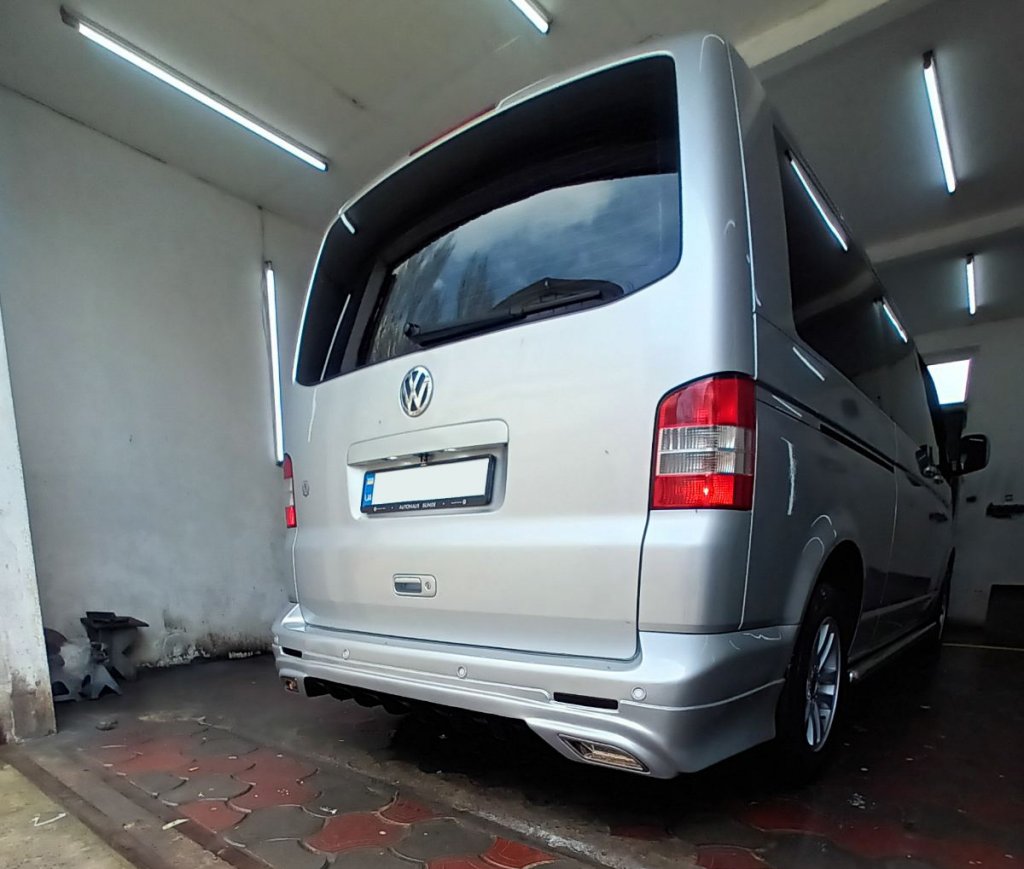 Накладка на задній бампер Sport 2 (під фарбування) для Volkswagen T5 Multivan 2003-2010 рр