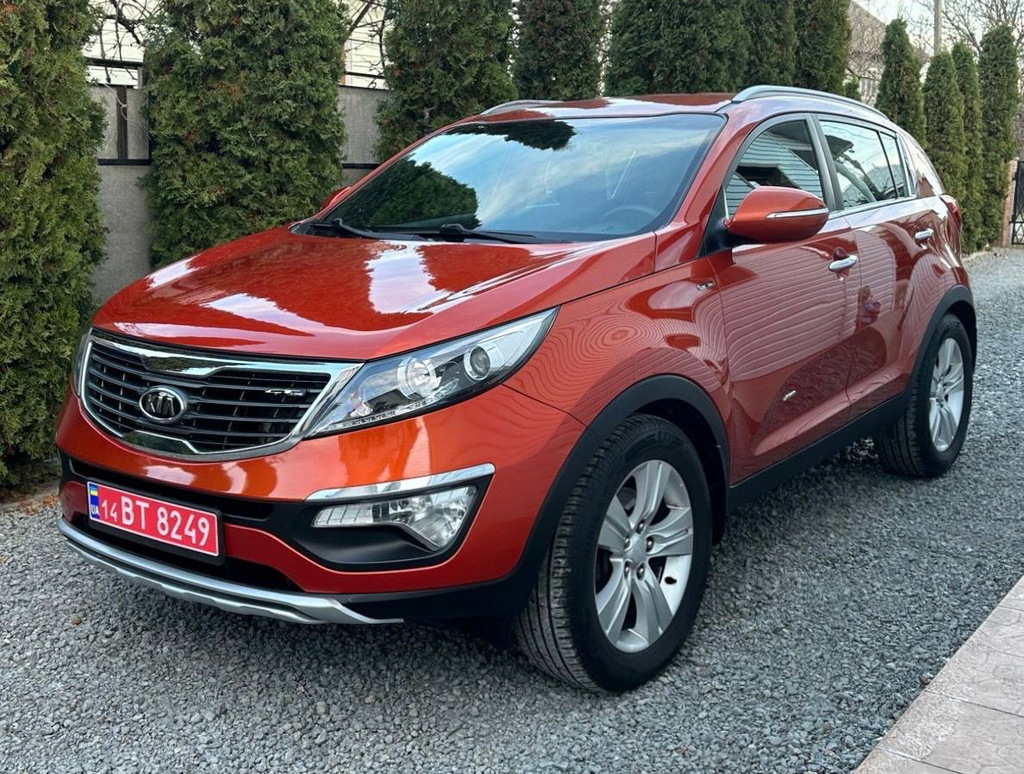 Передня накладка B06 (пластик) для Kia Sportage 2010-2015 рр