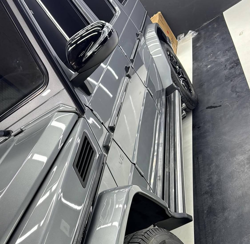 Чорні молдинги в зібраному вигляді (дизайн 2019 р.) для Mercedes G сlass W463 1990-2018 рр