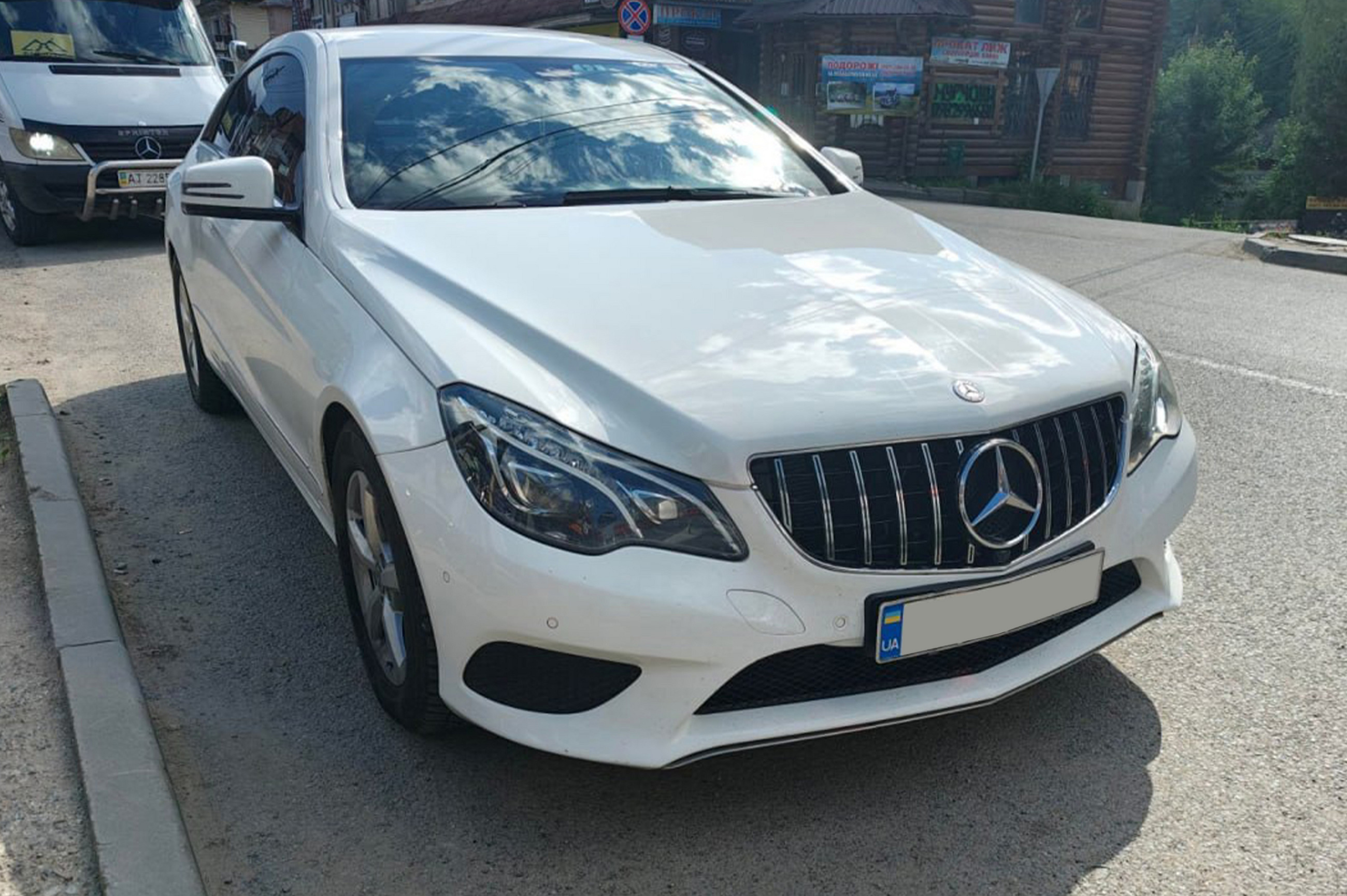 Передня решітка (2014-2016, GT Panamericana) для Mercedes E-сlass coupe C207 рр
