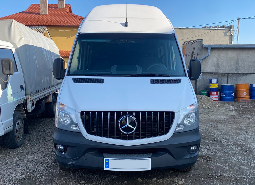 Передня решітка GT Panamericana Chrome (2013-2018) для Mercedes Sprinter W906 рр