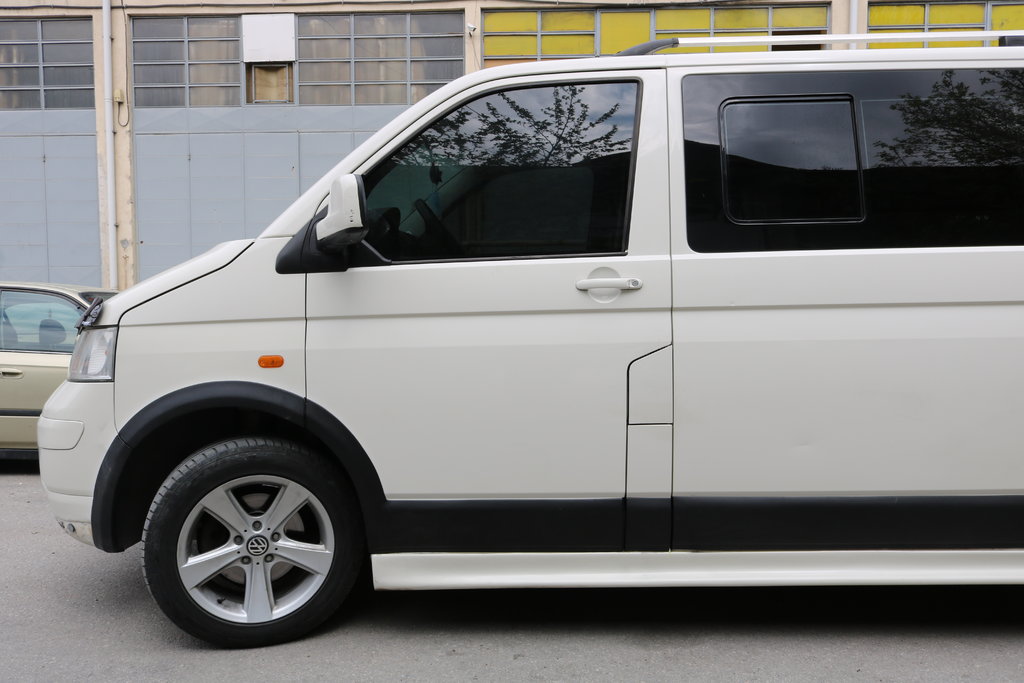 Комплект молдингів і арок (11 деталей) 1 двері, Коротка база для Volkswagen T5 Transporter 2003-2010 рр