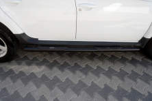 Бічні труби з втавками Black (2 шт., нерж.) Dacia Duster 2008-2018 рр.