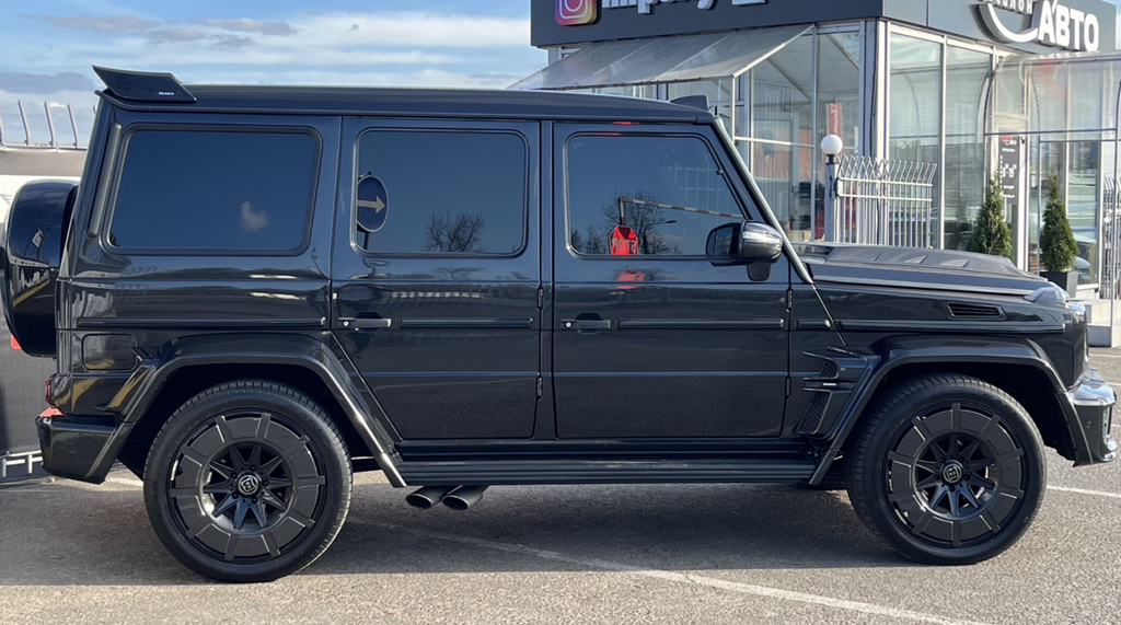 Чорні молдинги в зібраному вигляді (дизайн 2019 р.) для Mercedes G сlass W463 1990-2018 рр