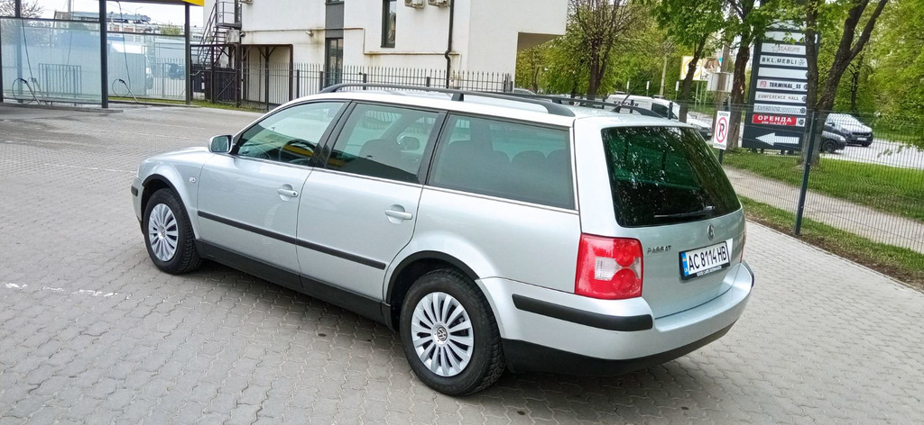 Накладки на арки (4 шт, чорні) SW, 1996-2005, ABS для Volkswagen Passat B5 рр