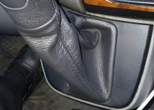 Чохол КПП (шкіра) Механіка Volkswagen Crafter 2006-2016 рр.
