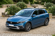 Бокові пороги Allmond Black (2 шт., Алюміній) Fiat Tipo Cross 2021- рр.