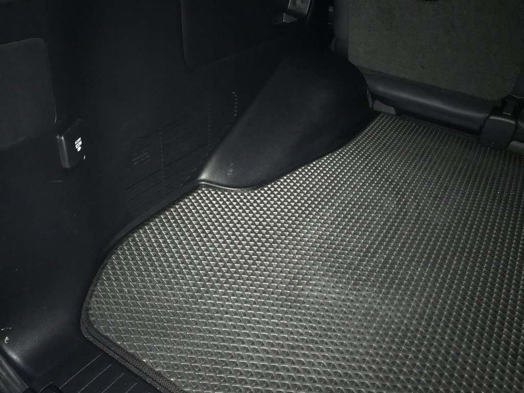 Килимок багажника V-1 (EVA, 5 місць, чорний) для Lexus LX570/450d
