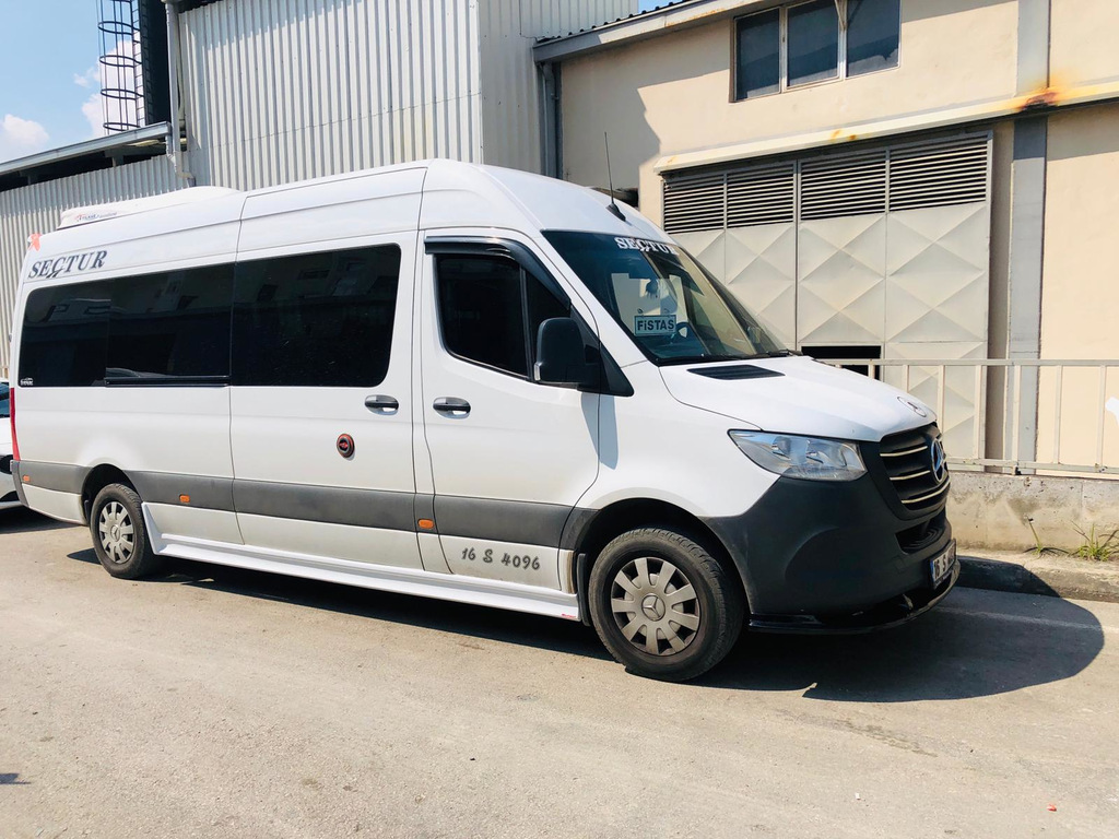 Комплект порогів (під фарбування) L4 - Extra Long для Mercedes Sprinter W907/W910 2018- рр