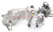 Двигатель Yamaha MAJESTY 250 карбюратор, коммутатор, катушка OSA