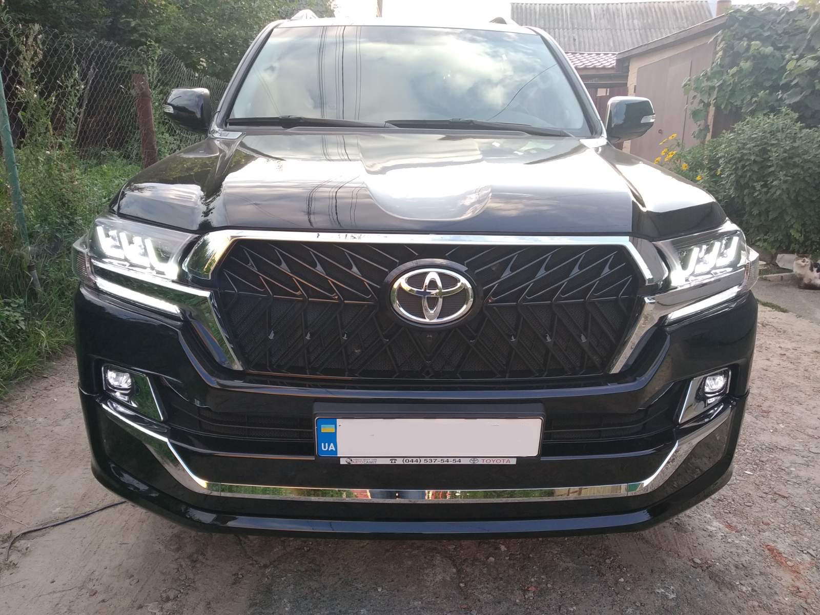 Передні фари 2016-2025 (LX-Design) для Toyota Land Cruiser 200