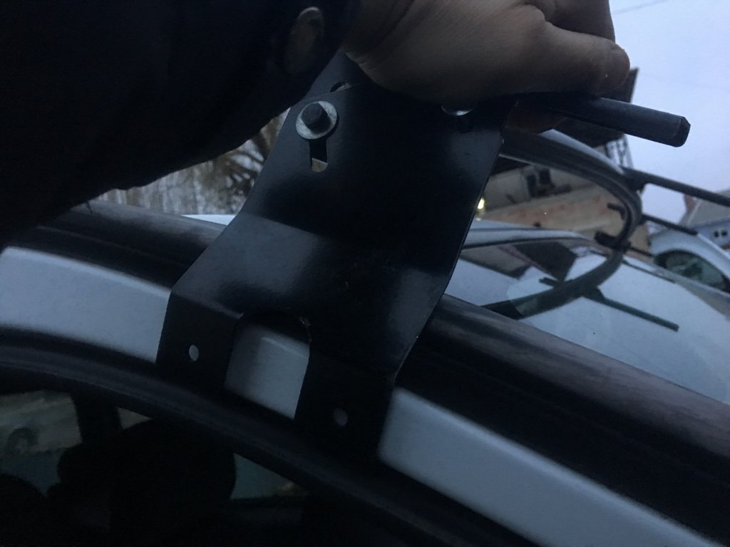 Козирьок на лобове скло (чорний глянець, 5мм) для Nissan Primastar 2002-2014 рр