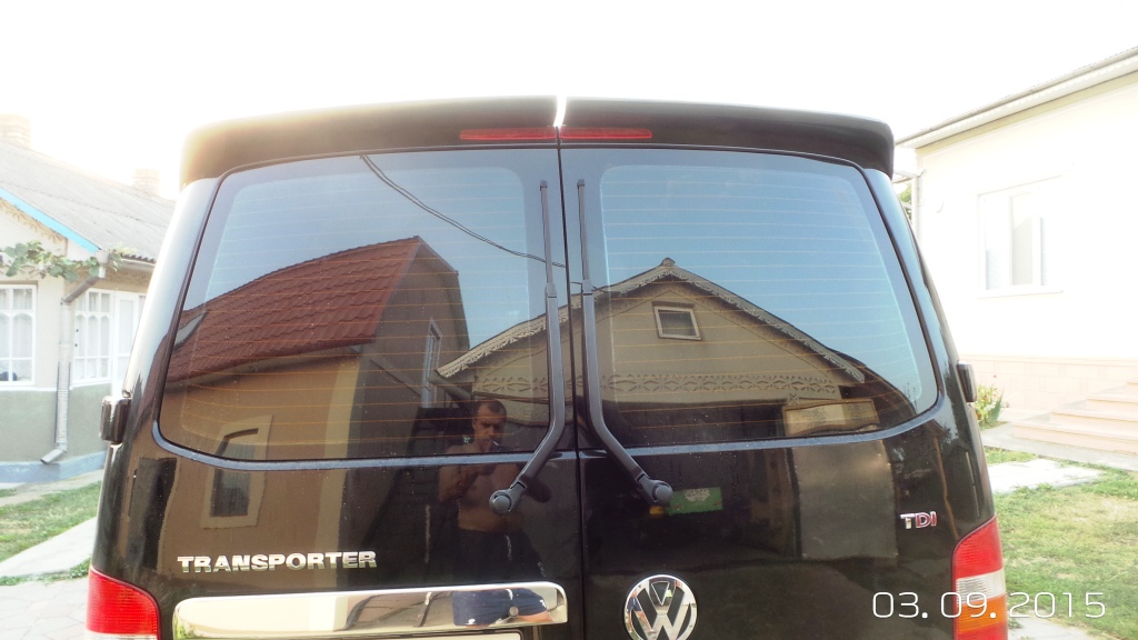 Спойлер Anatomik распашенка (під фарбування) для Volkswagen T5 Multivan 2003-2010 рр