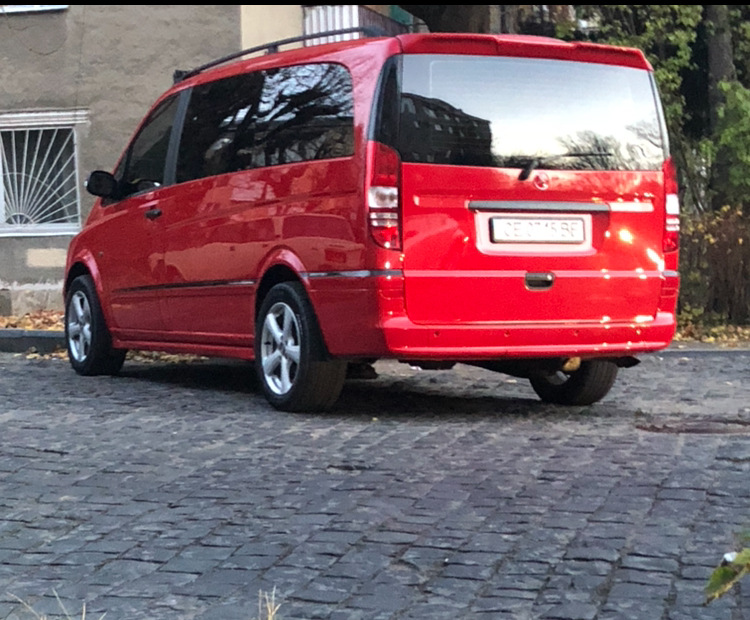 Бокові пороги Exclusive (2 шт, під фарбування) Екстра довга база для Mercedes Viano 2004-2014 рр