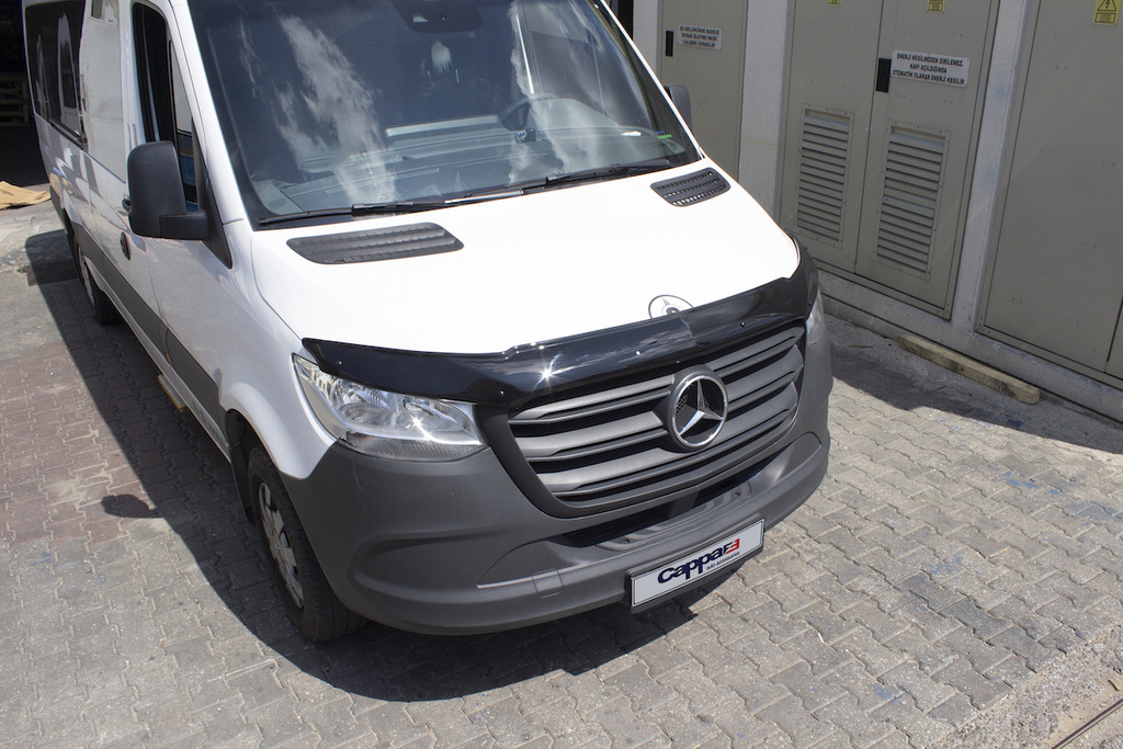 Дефлектор капоту (EuroCap) для Mercedes Sprinter W907/W910 2018- рр