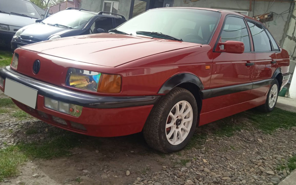 Накладки на арки (4 шт, чорні) для Volkswagen Passat B4 1993-1996 рр