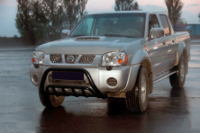 Кенгурятник WT002 Black (нерж) Nissan NP300 1999-2015 рр.