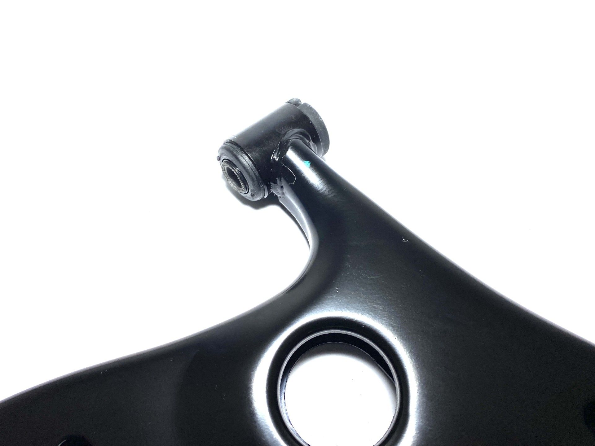 Важіль передній R Lifan X60 KLM