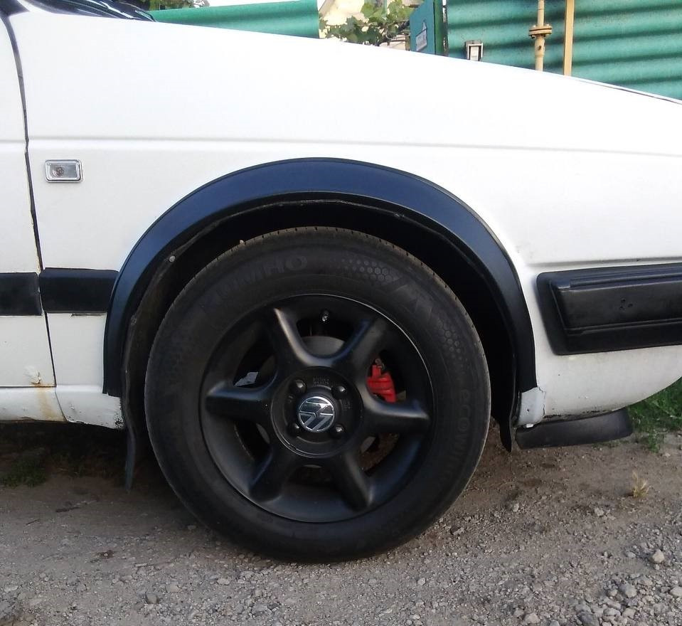 Накладки на арки (4 шт, чорні) для Volkswagen Golf 2 1983-1992 рр