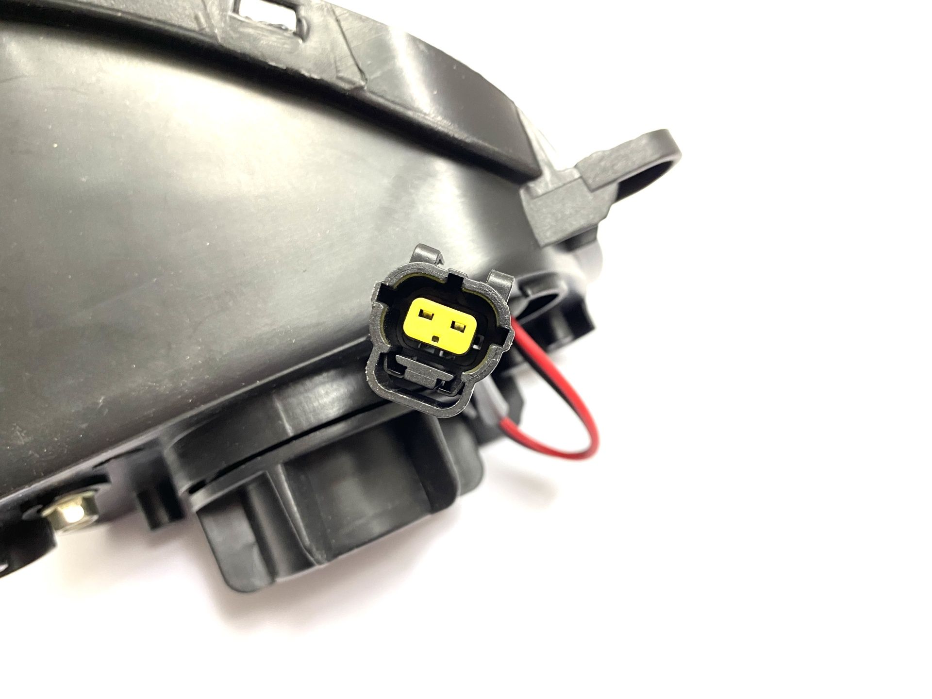 Фара протитуманна L Great Wall Hover KLM