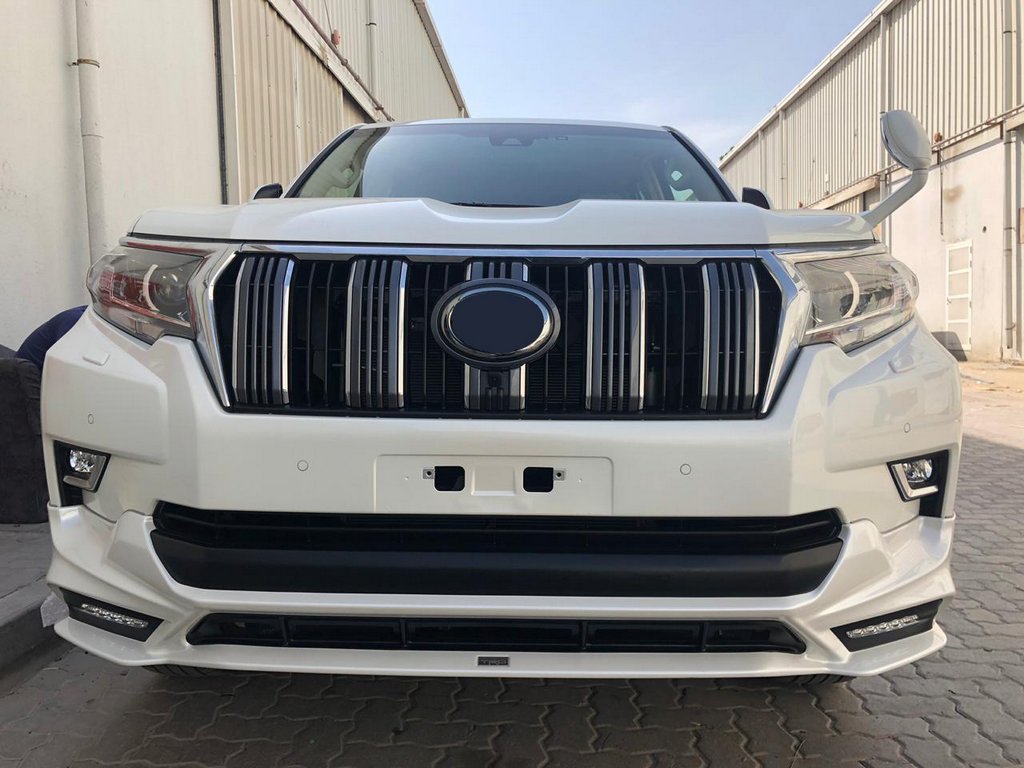 Накладки на передній і задній бампер TRD (2017-) Білий колір для Toyota Land Cruiser Prado 150 2009-2023 рр