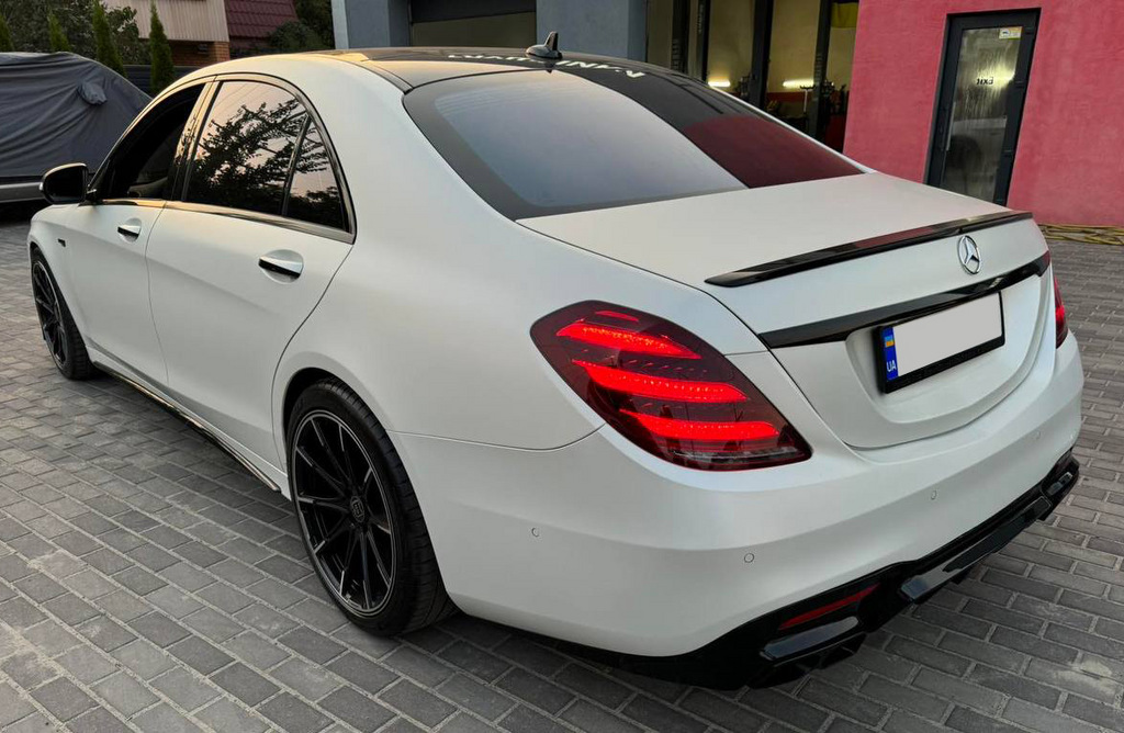 Комплект обвісів BRB (чорний, 2018-2026) для Mercedes S-сlass W222 рр