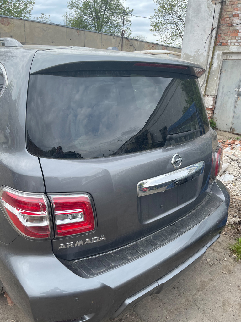 Задній бампер в зборі (оригінал 2019 рік) для Nissan Armada 2016-2024 рр